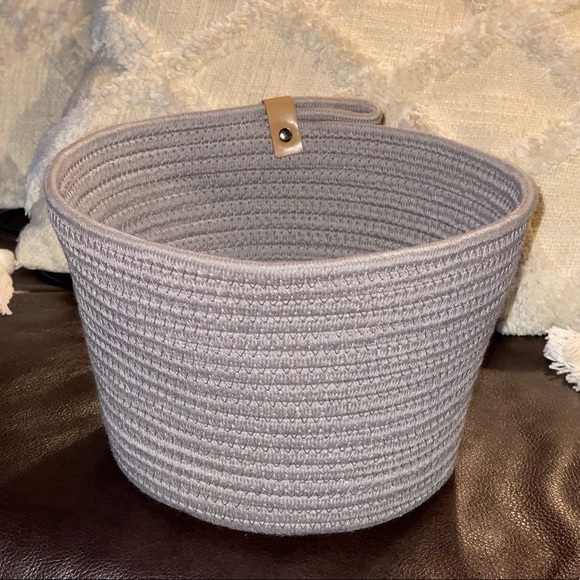 Gray woven rope bin - Picture 4 of 5